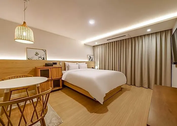 モーテル 1night 2days